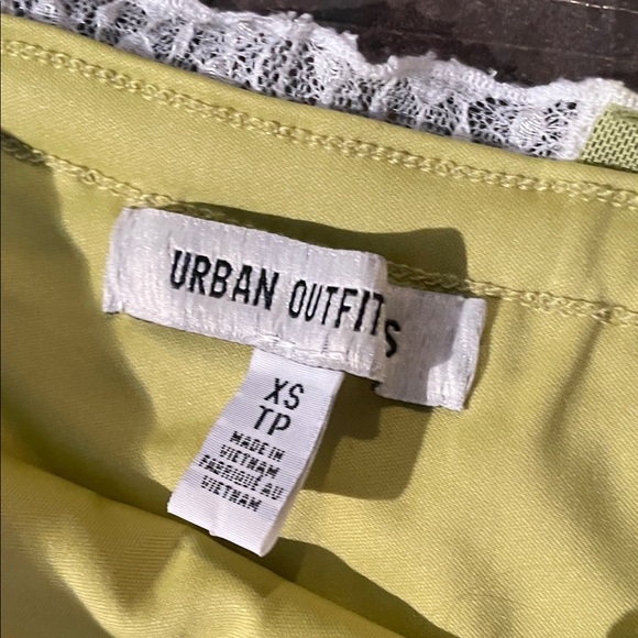 Urban Outfitters Lace Maxi Skirt - White and lime green - Picture 2 of 4